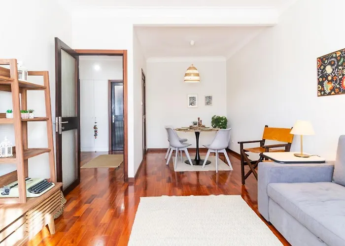 Essence Apartman Porto