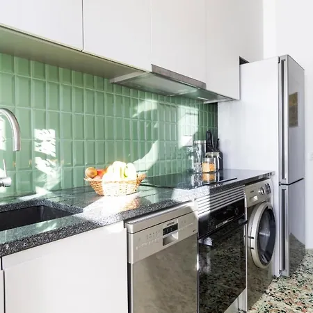 Apartment Essence *